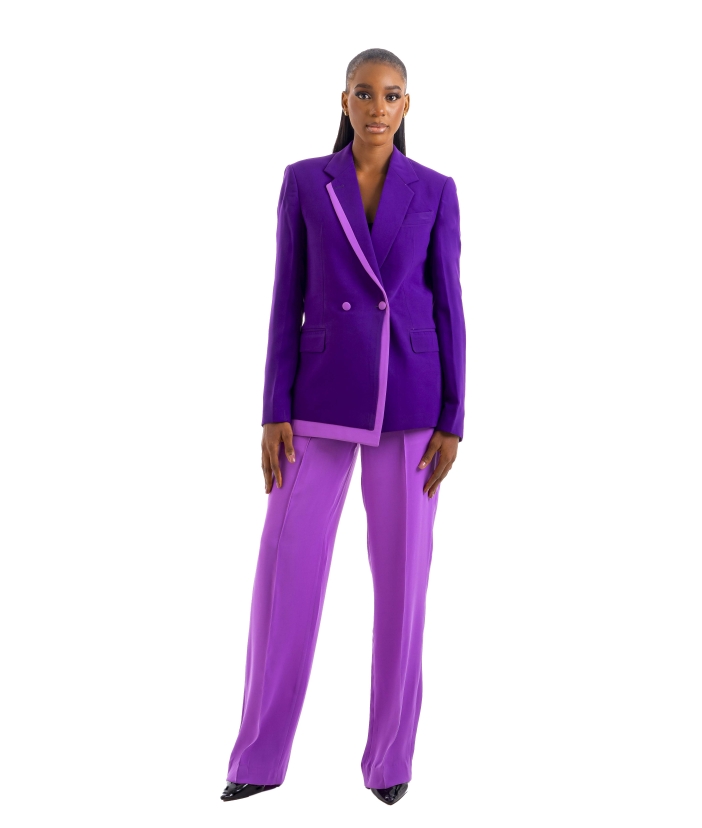 The Imperial dual-tone suit (Female)