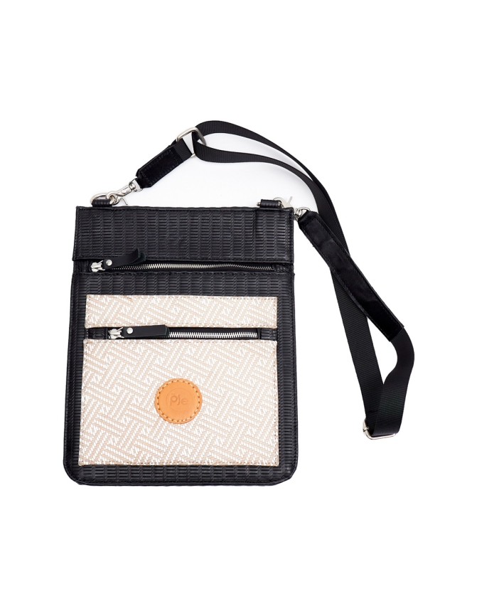 Zinny's slim crossbody bag
