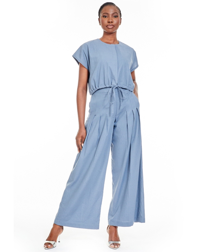 Ensemble En Lin Avec Haut Court